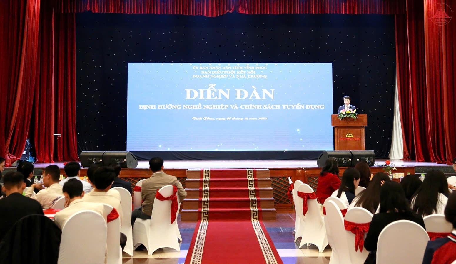 Đại biểu tham gia diễn đàn. Ảnh: Thế Hùng