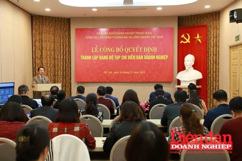 Công bố Quyết định thành lập và ra mắt Đảng bộ Tạp chí Diễn đàn Doanh nghiệp