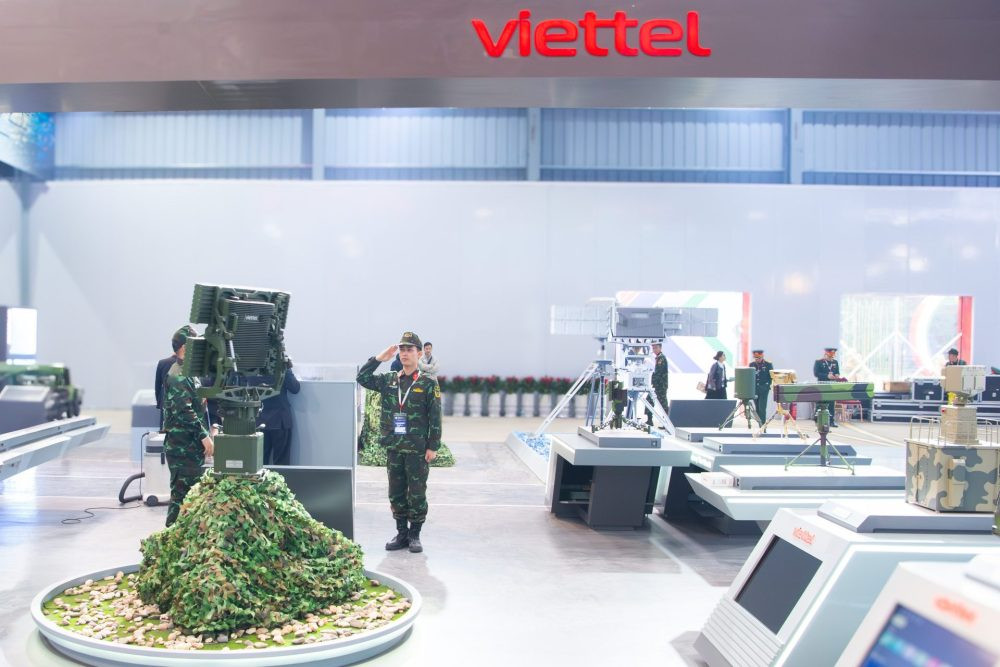 Viettel High Tech tôn vinh tinh thần dân tộc và công nghệ tiên tiến tại Vietnam Defense Expo 2024