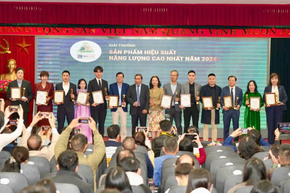 Vinh danh doanh nghiệp sử dụng năng lượng tiết kiệm và hiệu quả năm 2024