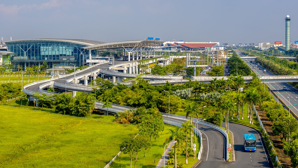 san_bay_noi_bai_-_vietnamairportvn.jpg