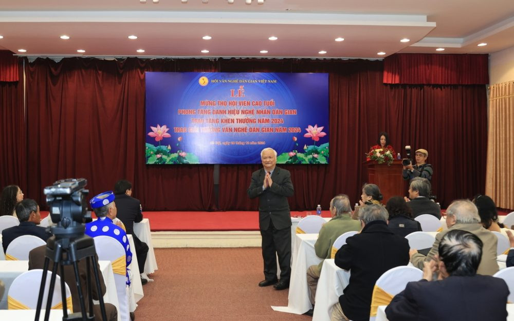 Hội Văn nghệ dân gian Việt Nam tổ chức trao Giải thưởng Văn nghệ dân gian 2024