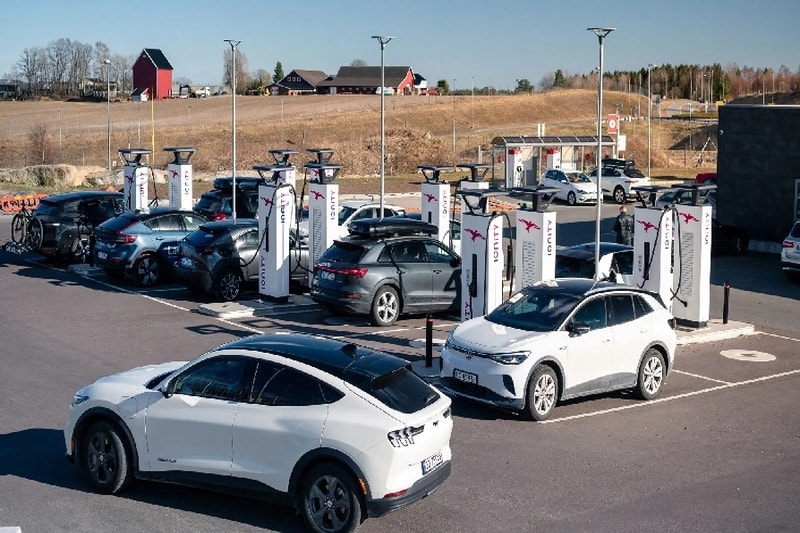 norway-electric-vehicles-evs (1)