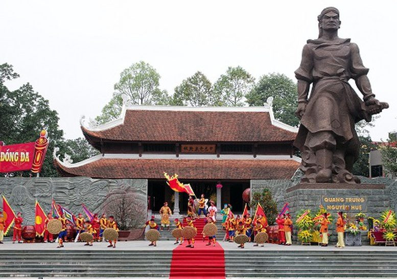 Lễ kỷ niệm 236 năm chiến thắng Ngọc Hồi - Đống Đa được tổ chức vào tối ngày 2/2