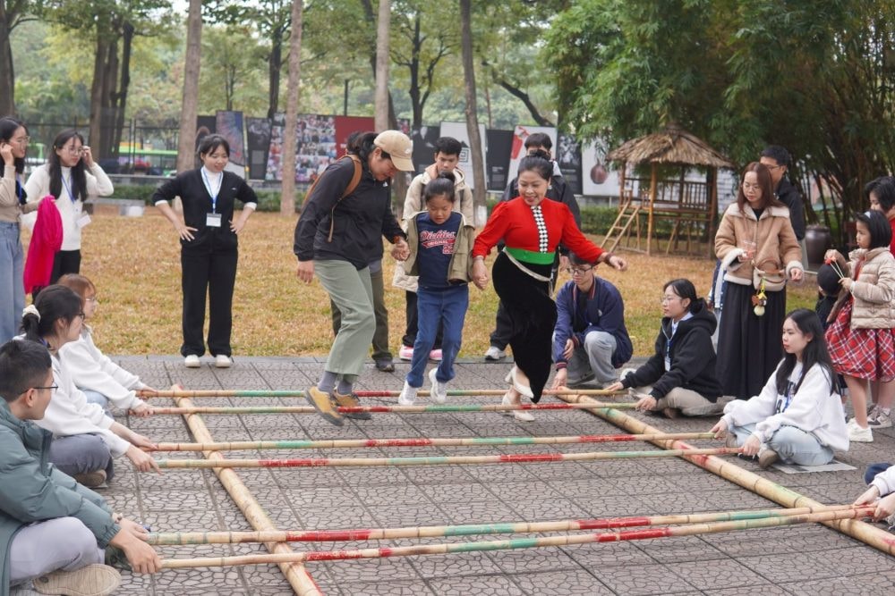 Khám phá phong tục Tết Mường ngay tại Hà Nội