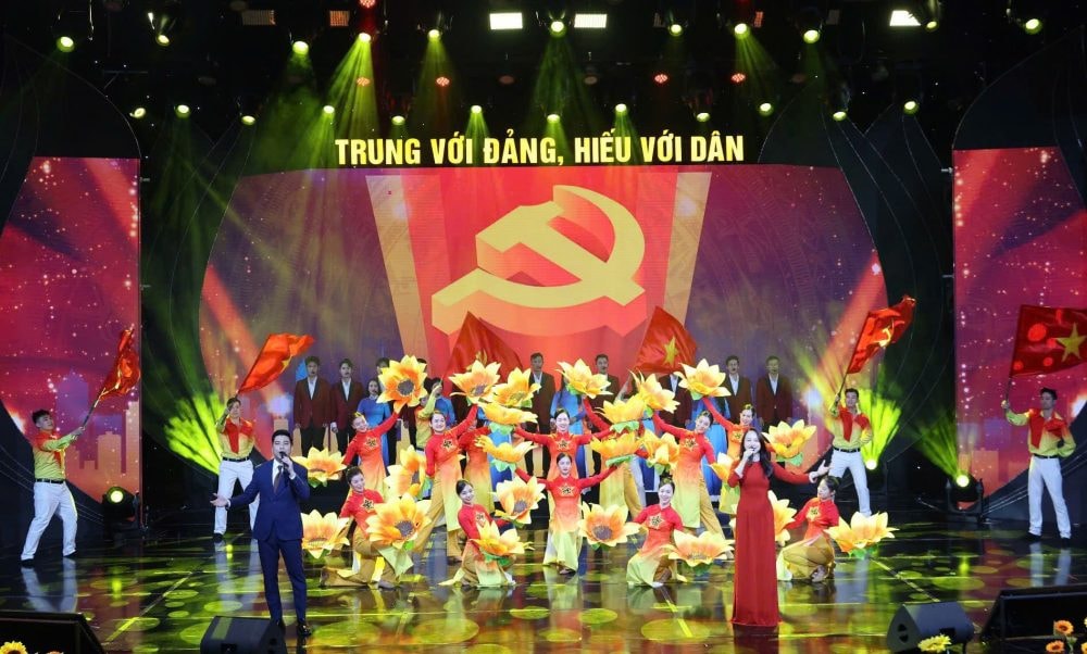 Chương trình nghệ thuật chính luận “TRUNG VỚI ĐẢNG, HIẾU VỚI DÂN”