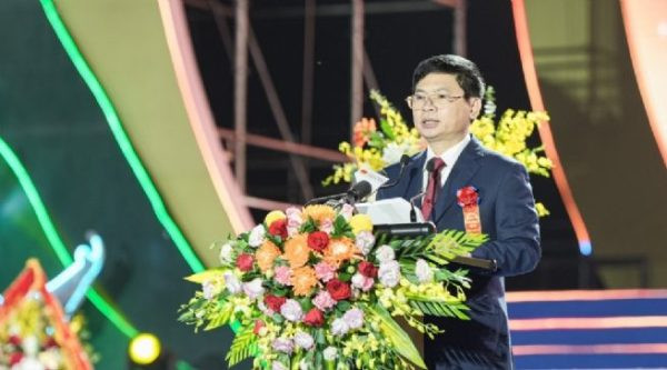 Công bố Nghị quyết thành lập thị xã Kim Bảng