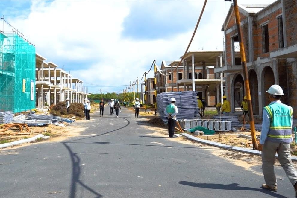 Doanh nghiệp bất động sản nên xem đây là bài kiểm tra mô hình, không chỉ là cú sốc vĩ mô.