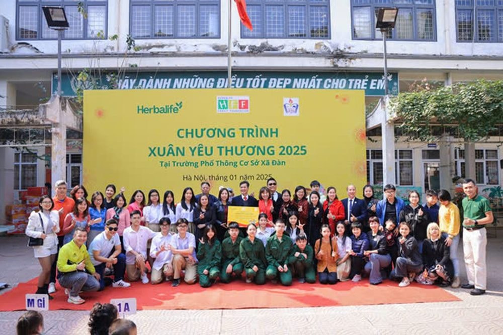 Chuỗi chương trình thường niên “Xuân Yêu Thương” cho trẻ em và người cao tuổi có hoàn cảnh khó khăn