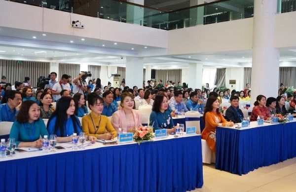 Ngày hội “Nữ đoàn viên Công đoàn tài năng - duyên dáng xứ Thanh” năm 2025