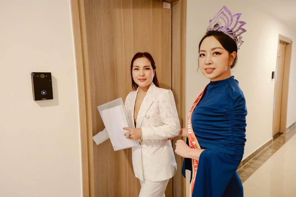 Tân Hoa hậu Doanh nhân Việt Nam 2025 Hoàng Thu Thuỷ khoe vẻ đẹp vương hậu, hé lộ dự án hỗ trợ kinh doanh bảo hiểm