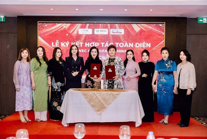 Diễn đàn kinh tế Nữ doanh nhân trong kỷ nguyên vươn mình của dân tộc