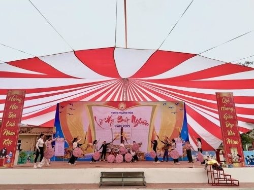 LỄ HỘI BÚT NGHIÊN 2025 – TIẾP NỐI TRUYỀN THỐNG HIẾU HỌC TRÊN QUÊ HƯƠNG HOẰNG HÓA (TỈNH THANH HÓA)