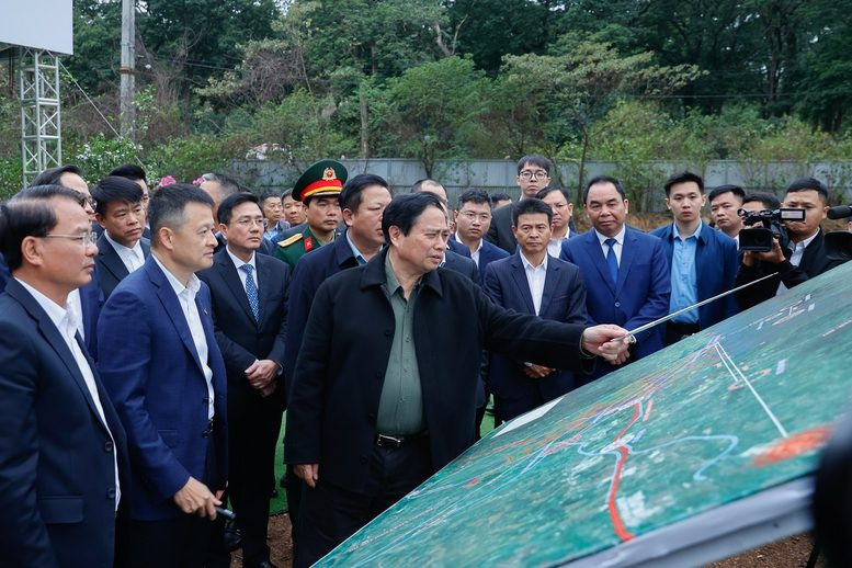 Thủ tướng thăm nhà máy thịt bò do các tập đoàn hàng đầu Việt - Nhật đầu tư