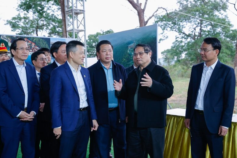 Thủ tướng thăm nhà máy thịt bò do các tập đoàn hàng đầu Việt - Nhật đầu tư