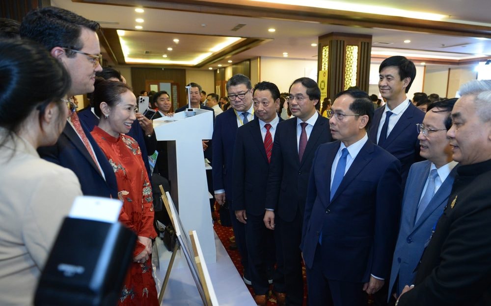 GẶP GỠ 2025: VCCI cam kết thúc đẩy giao thương giữa doanh nghiệp các nước ASEAN với Trung Quốc GẶP GỠ 2025: VCCI cam kết thúc đẩy giao thương giữa doanh nghiệp các nước ASEAN với Trung Quốc