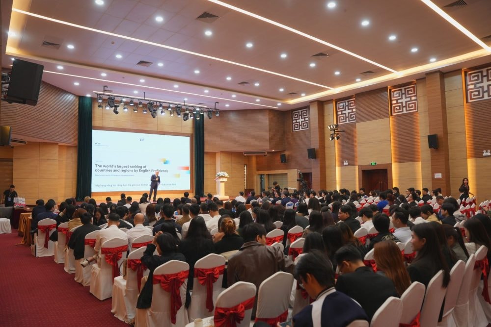 Học bổng S-Global 2025 giúp người Việt dễ dàng tiếp cận với các chương trình đào tạo tiếng Anh hiện đại