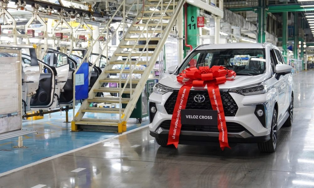 Toyota Việt Nam chính thức trở thành công ty đầu tiên có tổng sản lượng sản xuất đạt 700.000 xe tại Việt Nam