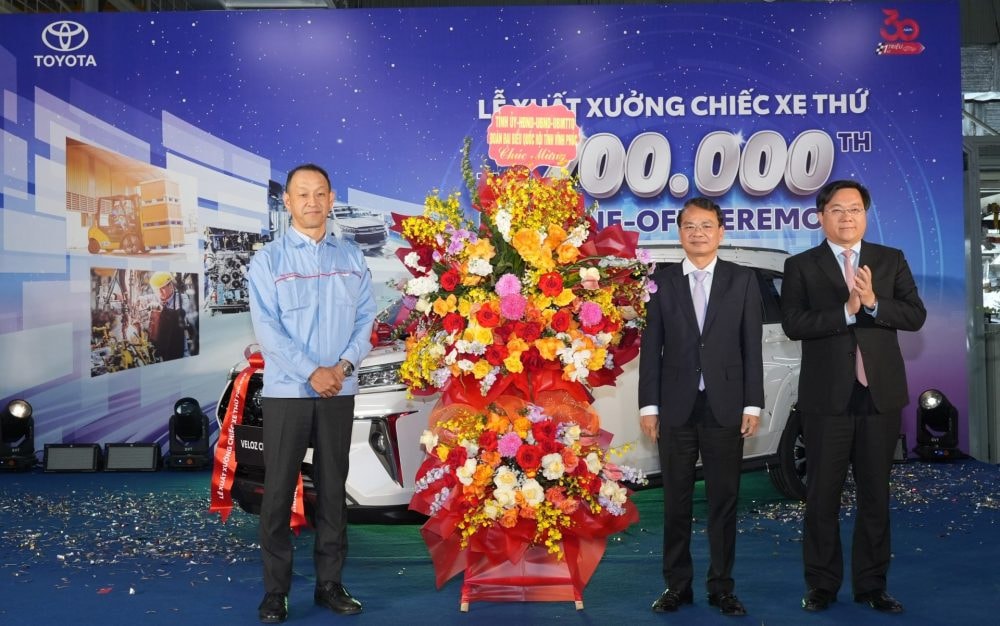 Toyota Việt Nam chính thức trở thành công ty đầu tiên có tổng sản lượng sản xuất đạt 700.000 xe tại Việt Nam