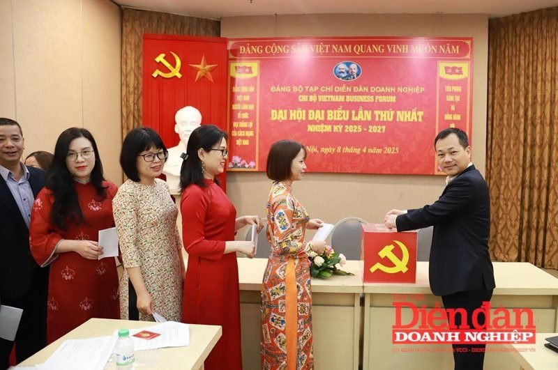 Đại hội đại biểu các Chi bộ trực thuộc Đảng bộ Tạp chí Diễn đàn Doanh nghiệp