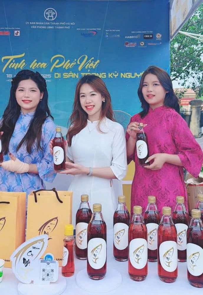 Nước mắm Cụ Nghị lan tỏa giá trị văn hóa ẩm thực truyền thống tại Festival Phở 2025 Nước mắm Cụ Nghị lan tỏa giá trị văn hóa ẩm thực truyền thống tại Festival Phở 2025