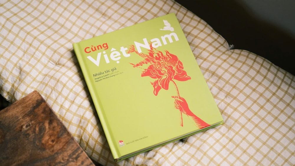 Tập thơ “Cùng Việt Nam” - Biểu tượng sống động của tình hữu nghị và đoàn kết Việt Nam – Tây Ban Nha