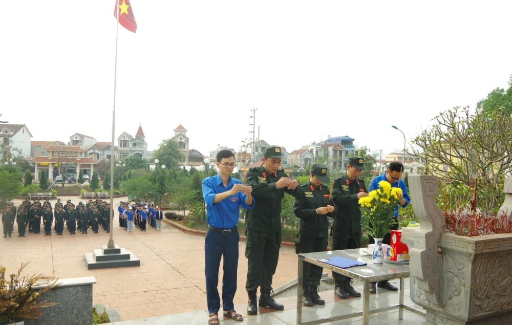 Tăng cường giáo dục truyền thống, trân trọng giá trị hoà bình nhân kỷ niệm 50 năm thống nhất Đất nước