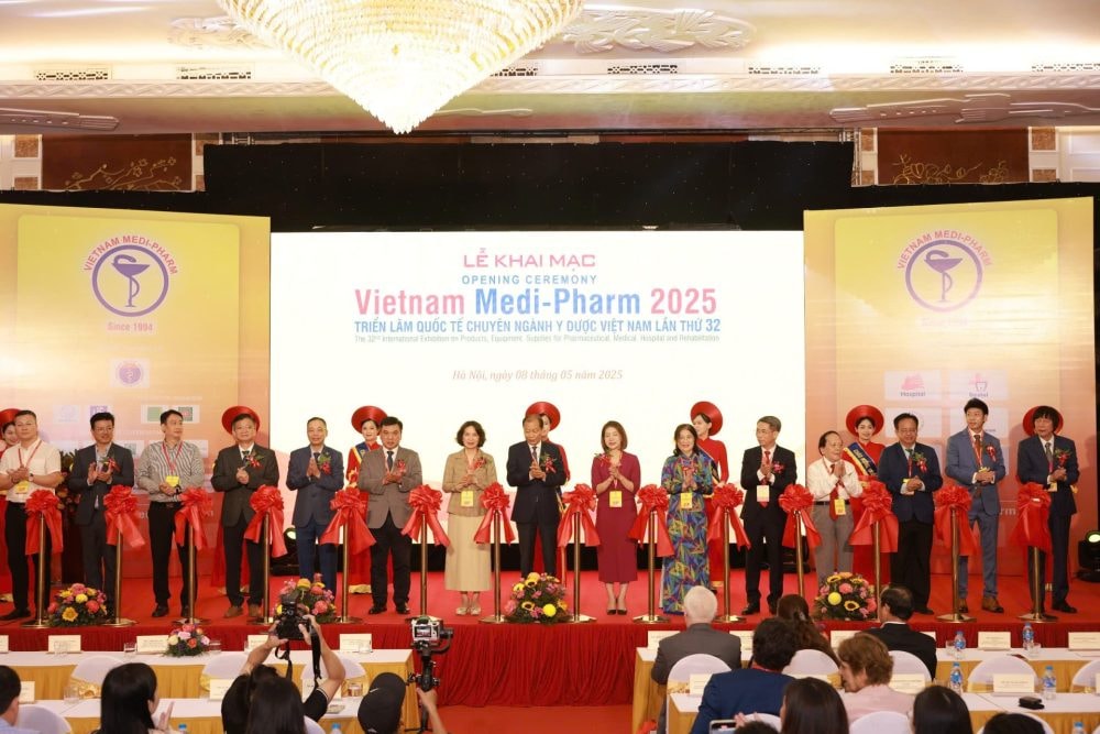 Hơn 300 doanh nghiệp đến từ 30 quốc gia và vùng lãnh thổ tham gia Vietnam Medi-Pharm 2025