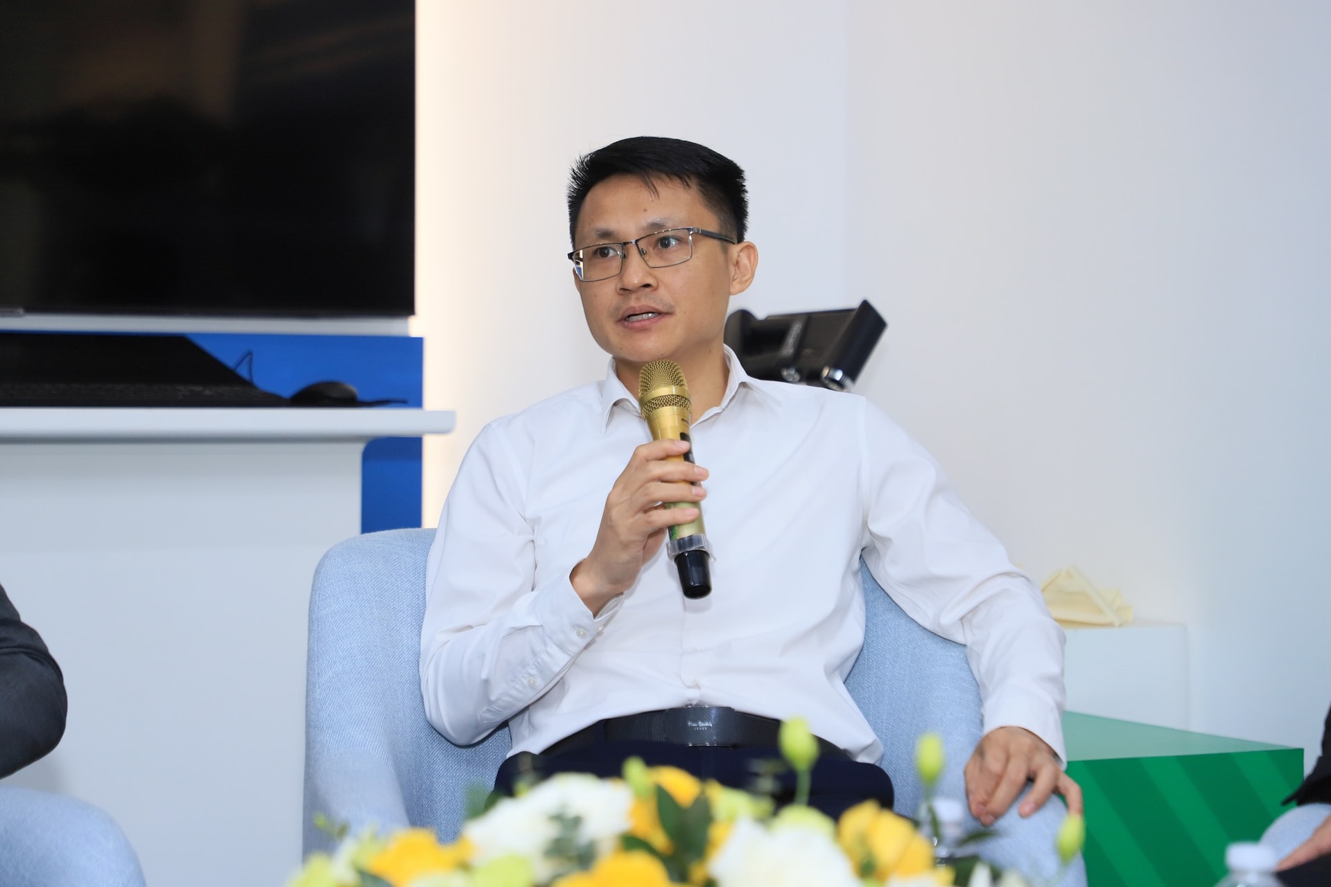Mr Hoai