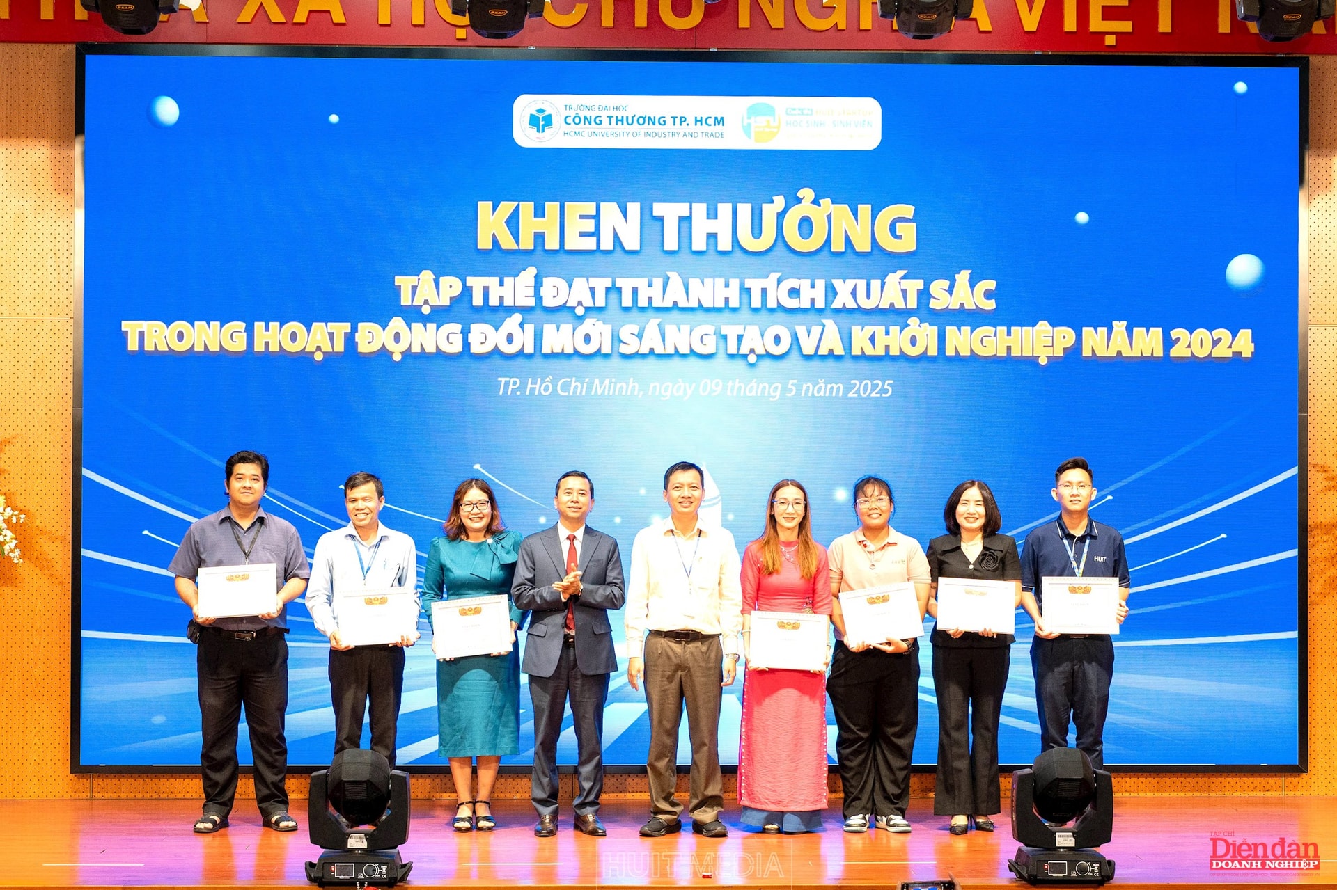 khen thuong 