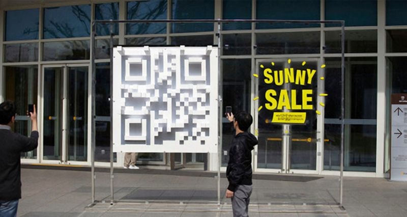 3d-qr-code-sunny-salejpg_800.jpeg