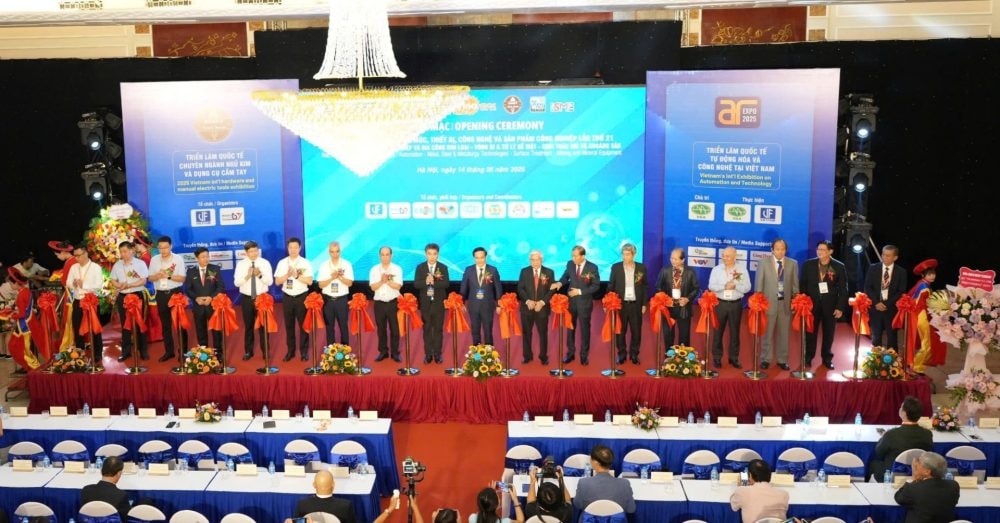 Khai mạc Triển lãm Quốc tế về Máy móc, Thiết bị, Công nghệ và Sản phẩm Công nghiệp lần thứ 21 - Vinamac Expo 2025