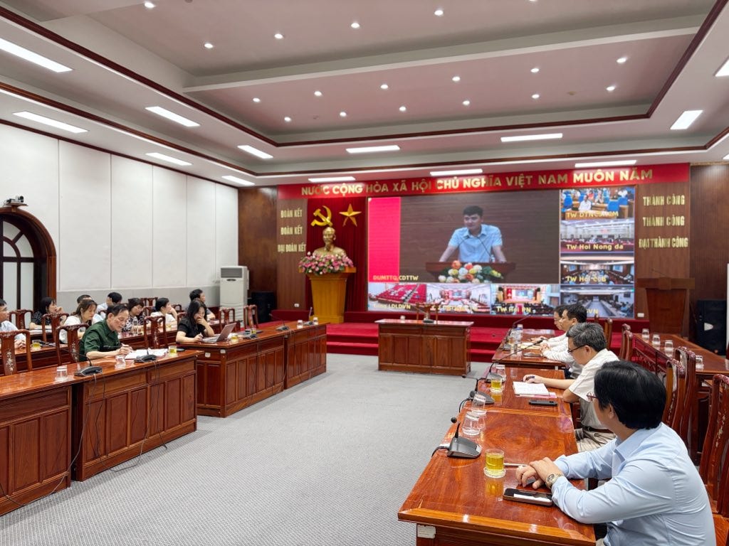 Các đại biểu tham dự hội nghị tại đầu cầu cơ quan Ủy ban Trung ương Mặt trận Tổ quốc Việt Nam. Ảnh: Bảo Hân 