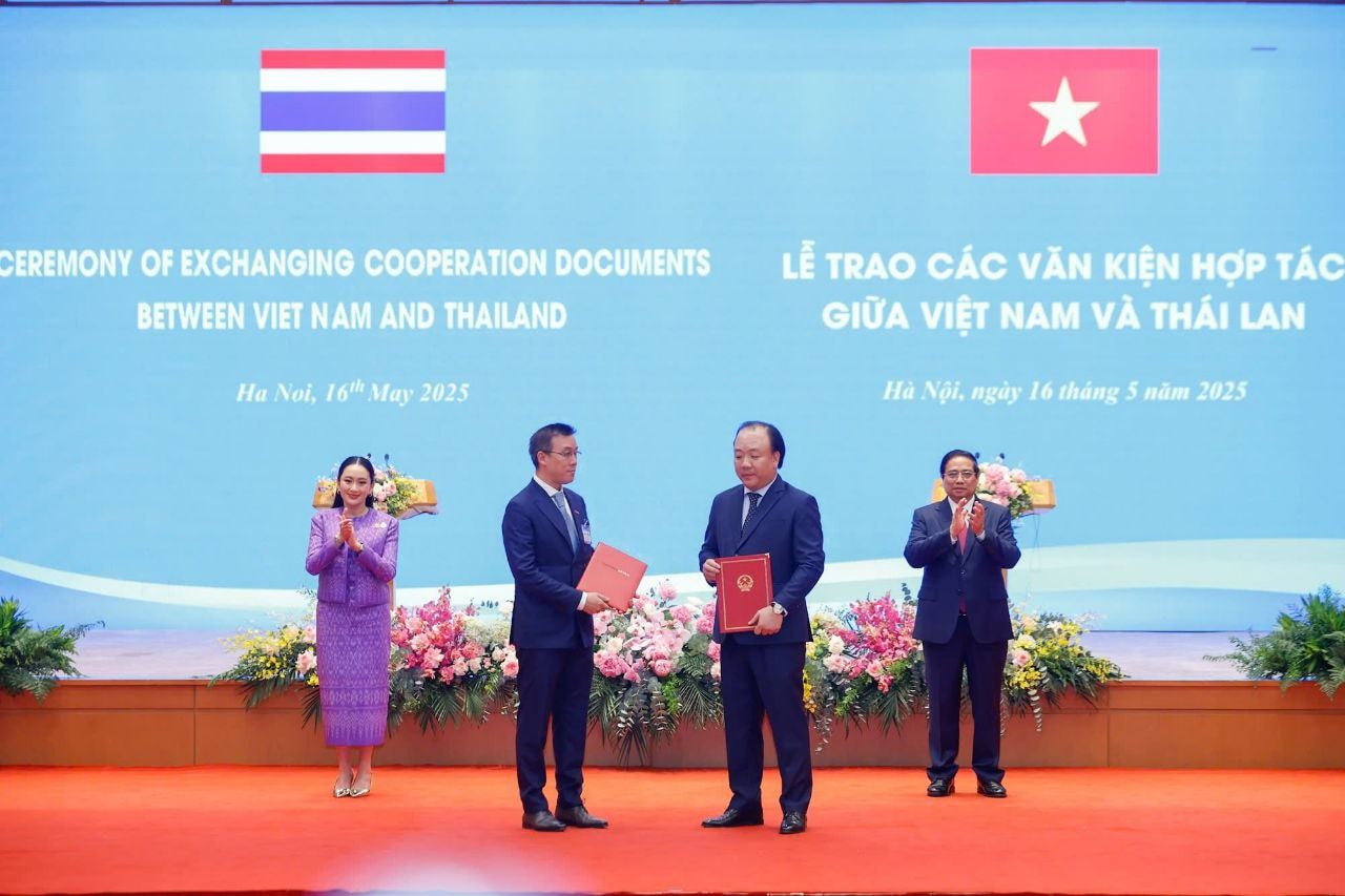 1 Đại diện Central Retail Việt Nam và Bộ Công Thương trao đổi Thỏa thuận hợp tác