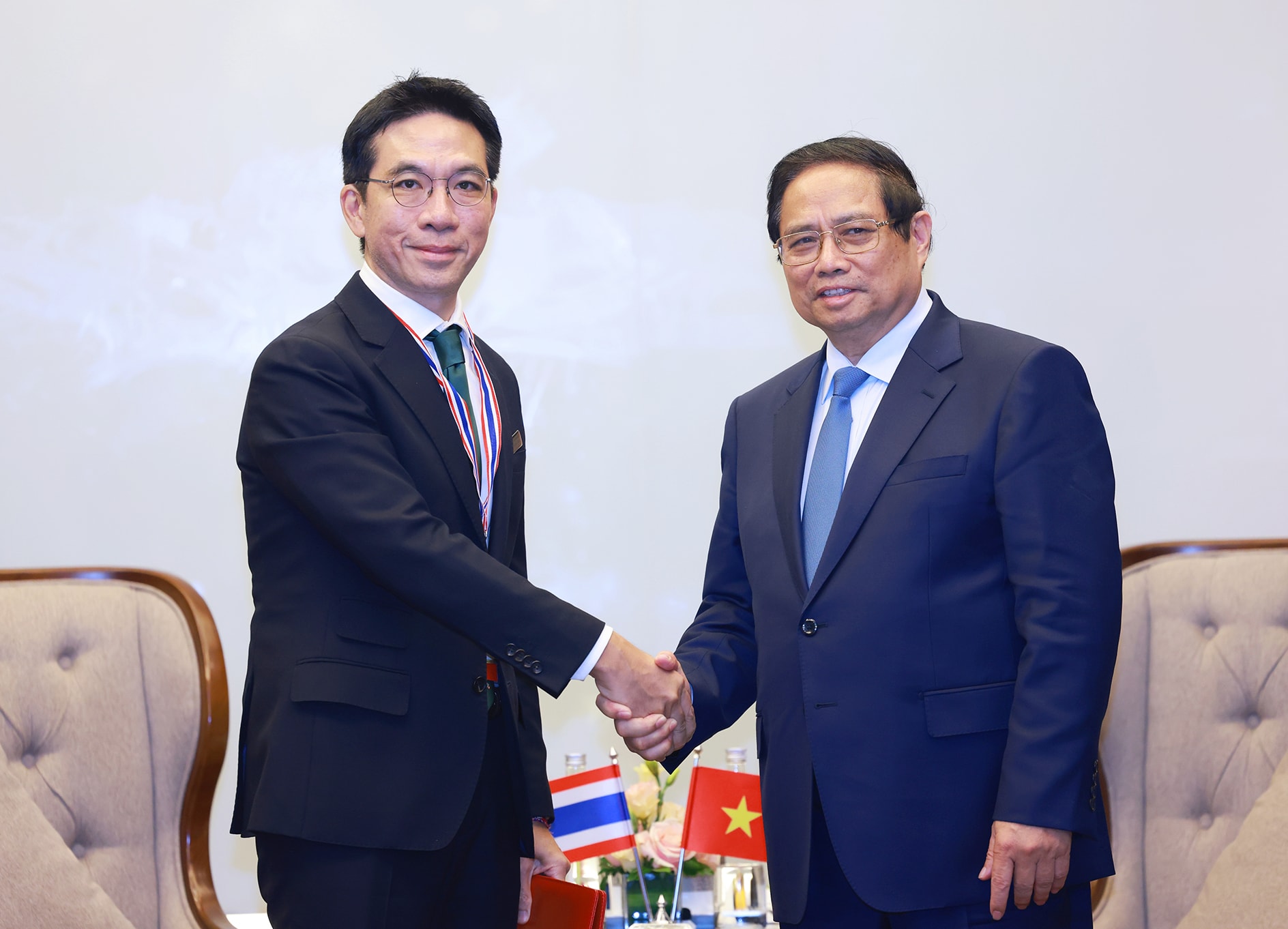 2 Đại diện Central Group (Thái Lan) tại buổi làm việc với Thủ tướng Chính phủ Phạm Minh Chính
