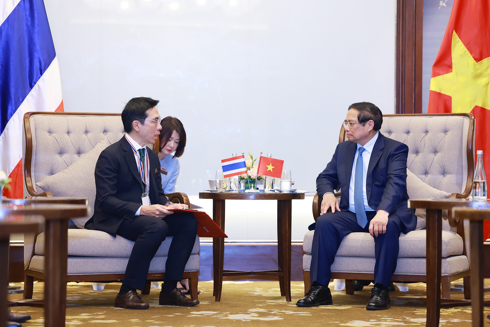3 Đại diện Central Group (Thái Lan), tại buổi làm việc với Thủ tướng Chính phủ Phạm Minh Chính (2)