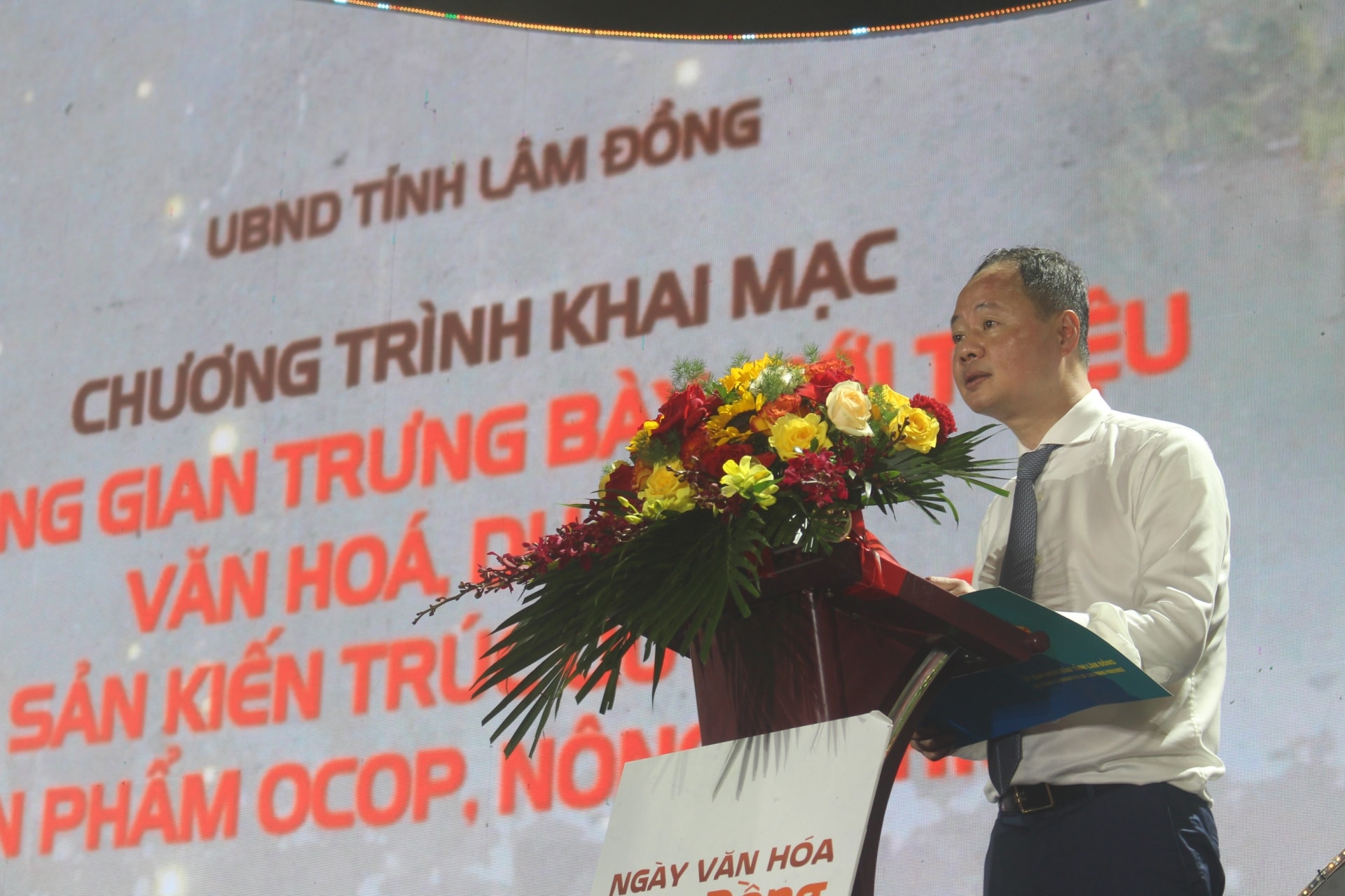 Đồng chí Trần Hồng Thái - Chủ tịch UBND tỉnh phát biểu khai mạc
