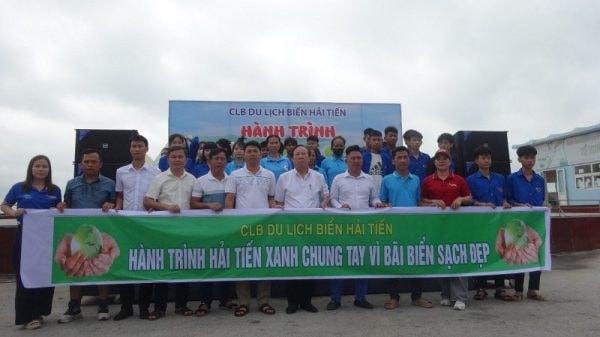 Câu lạc bộ Du lịch biển Hải Tiến - Hành trình vì một môi trường biển xanh, sạch, đẹp