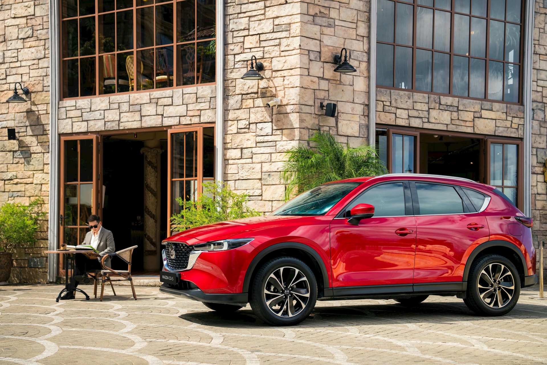 2.Nhiều chương trình ưu đãi dành cho các dòng xe Mazda trong tháng 5.2025