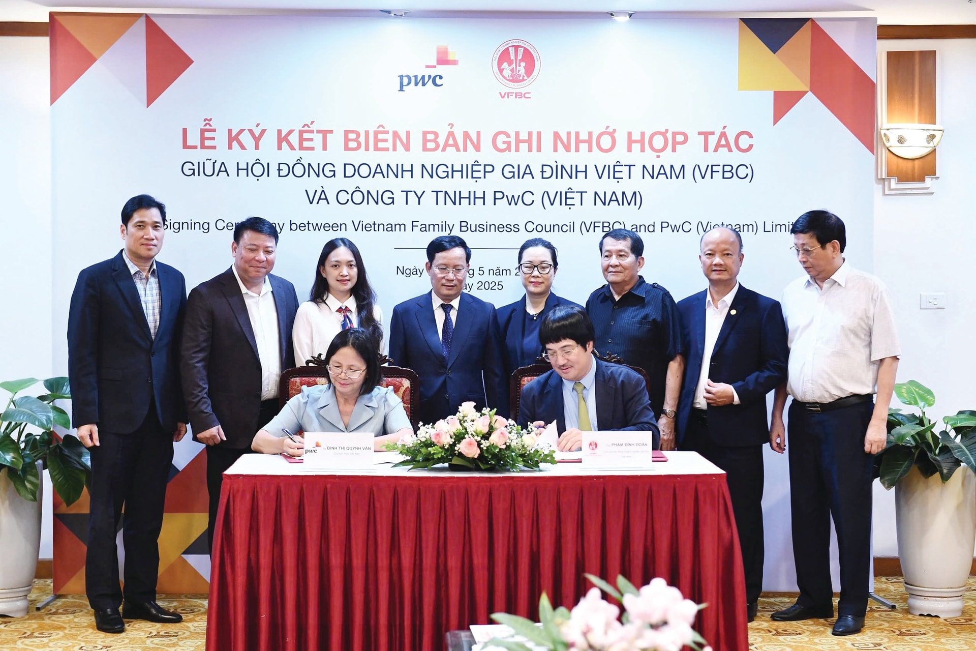 Hội đồng Doanh nghiệp Gia đình Việt Nam và PwC Việt Nam ký kết Biên bản Ghi nhớ Hợp tác (1)