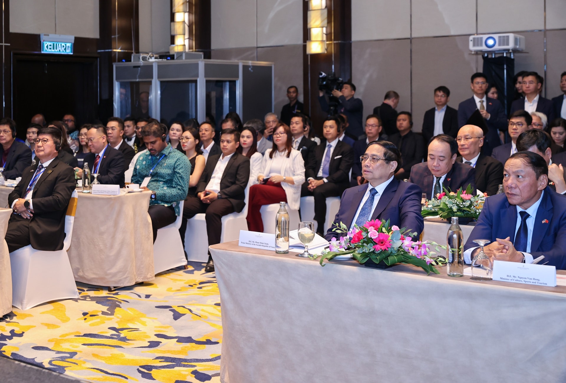 Thủ tướng kêu gọi doanh nghiệp phát huy sứ mệnh kết nối trong ASEAN và giữa Việt Nam - Malaysia- Ảnh 6.