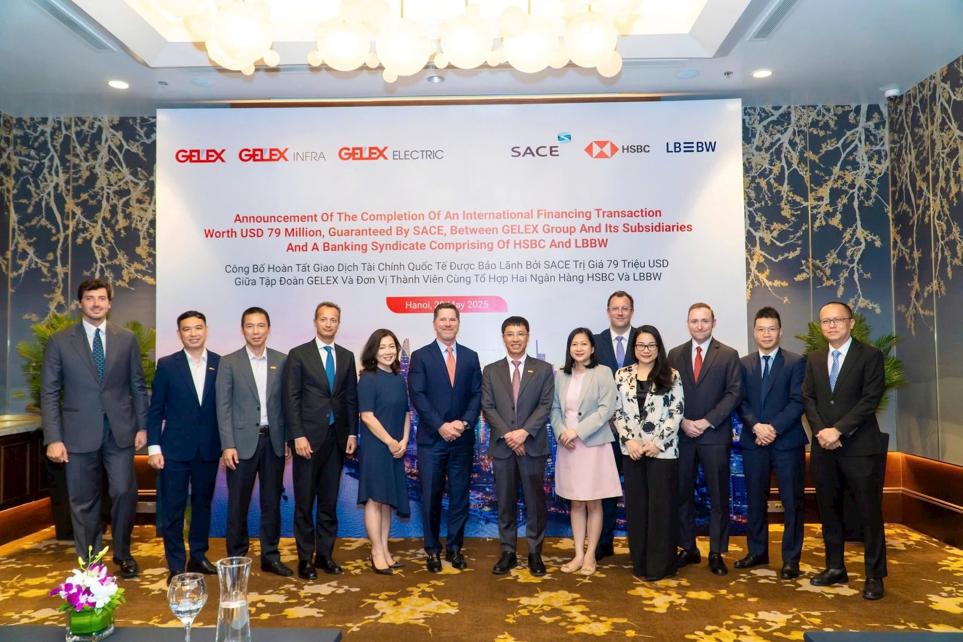 Đại diện các bên tham dự Lễ công bố hoàn tất giao dịch bảo lãnh khoản vay không ràng buộc trị giá 79 triệu USD cho GELEX