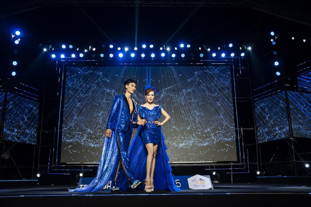 NTK Châu Loan gây ấn tượng mạnh mẽ tại Lễ hội du lịch Hà Nội năm 2025 với 2 bộ sưu tập NTK Châu Loan gây ấn tượng mạnh mẽ tại Lễ hội du lịch Hà Nội năm 2025 với 2 bộ sưu tập