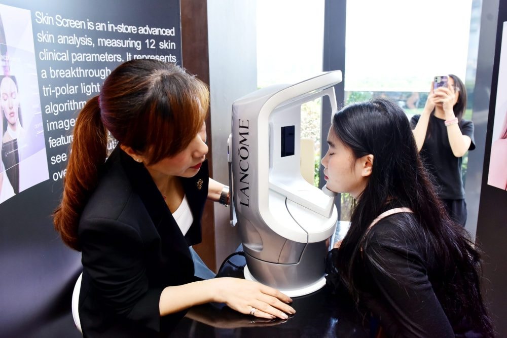 Triển lãm công nghệ làm đẹp tại Hội nghị Thượng đỉnh công nghệ Pháp năm 2025