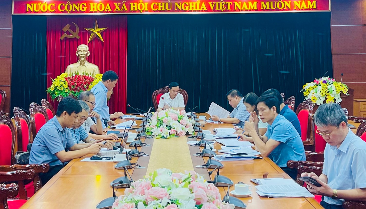 hoa binh
