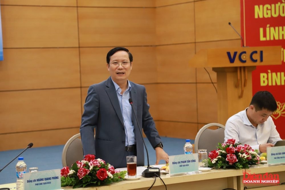 VCCI đồng hành cùng báo chí đồng hành vì sự phát triển kinh tế tư nhân VCCI đồng hành cùng báo chí đồng hành vì sự phát triển kinh tế tư nhân