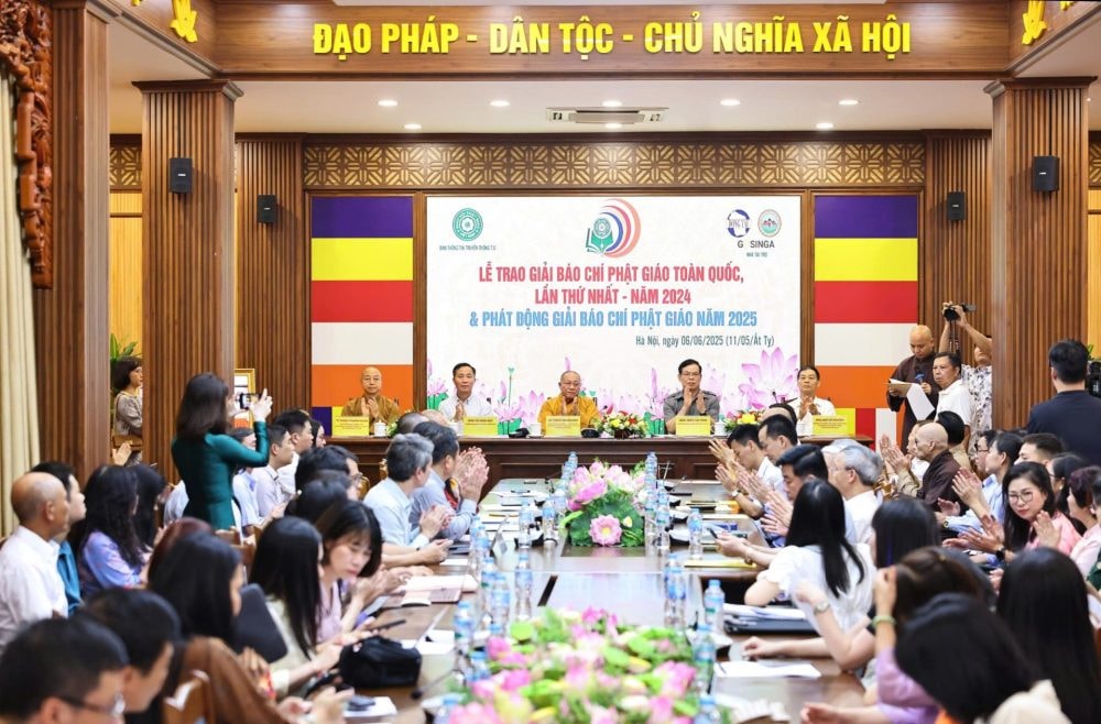 Trao Giải báo chí Phật giáo toàn quốc lần thứ nhất năm 2024 và phát động Giải báo chí Phật giáo năm 2025