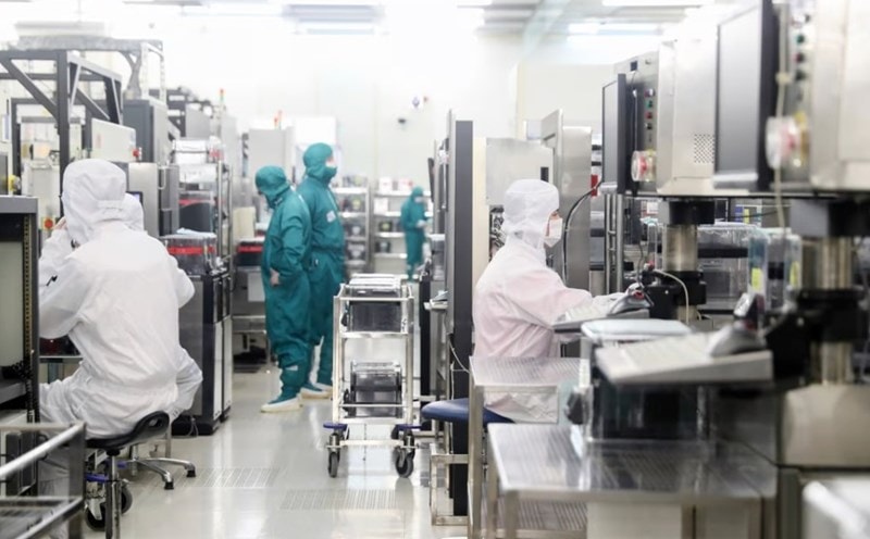trung-quoc-chip.jpg