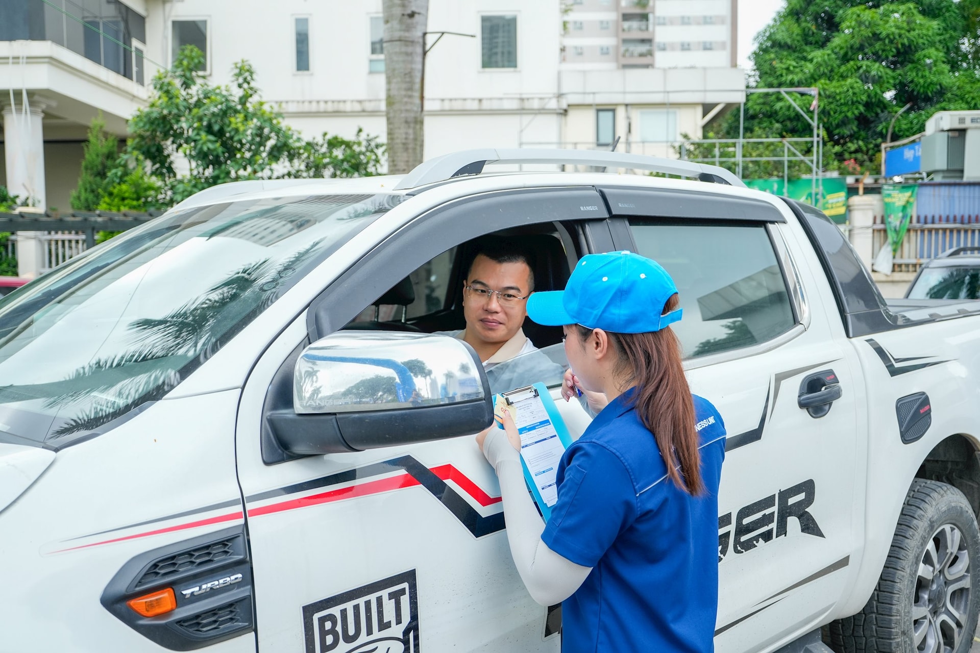 16 - Dán Phim miễn phí