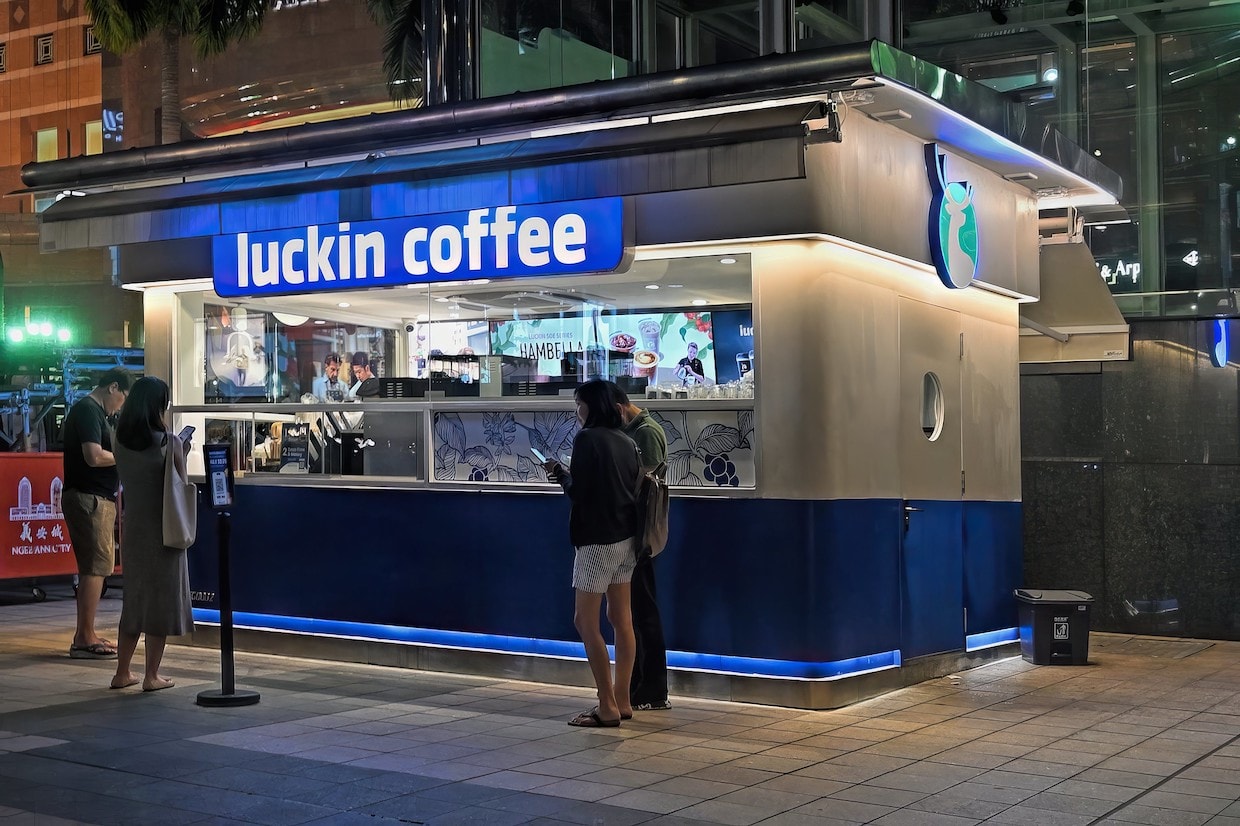 Luckin cho phép khách hàng ở Trung Quốc đặt hàng và nhận hàng thông qua ứng dụng WeChat
